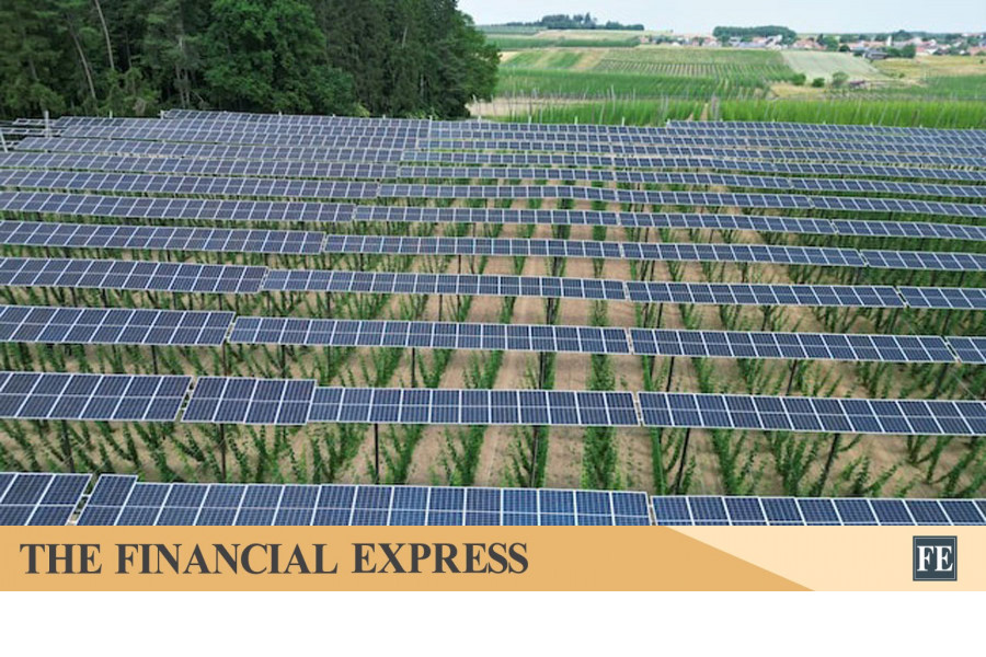 EU plans 'made in Europe' rules for public purchases of green tech