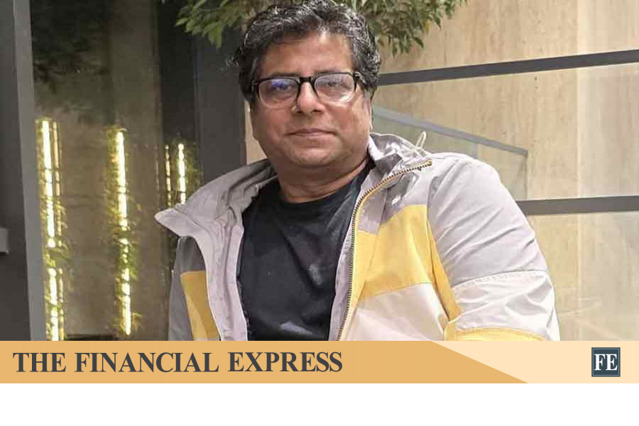 Journalist Anis Alamgir at DB office for ‘questioning’