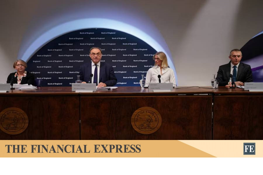 Bank of England sees greater financial risks from AI and lending