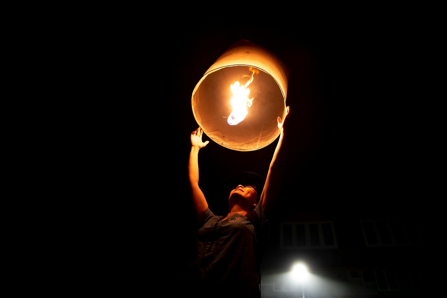 Representational image