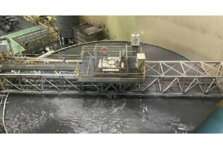 Six university students drowned while on a field visit to a mine owned by Shanghai-listed Zhongjin Gold Corp in northern China's Inner Mongolia region on Wednesday.