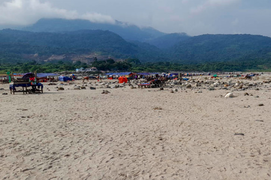 Sada Pathar now a barren sandbank