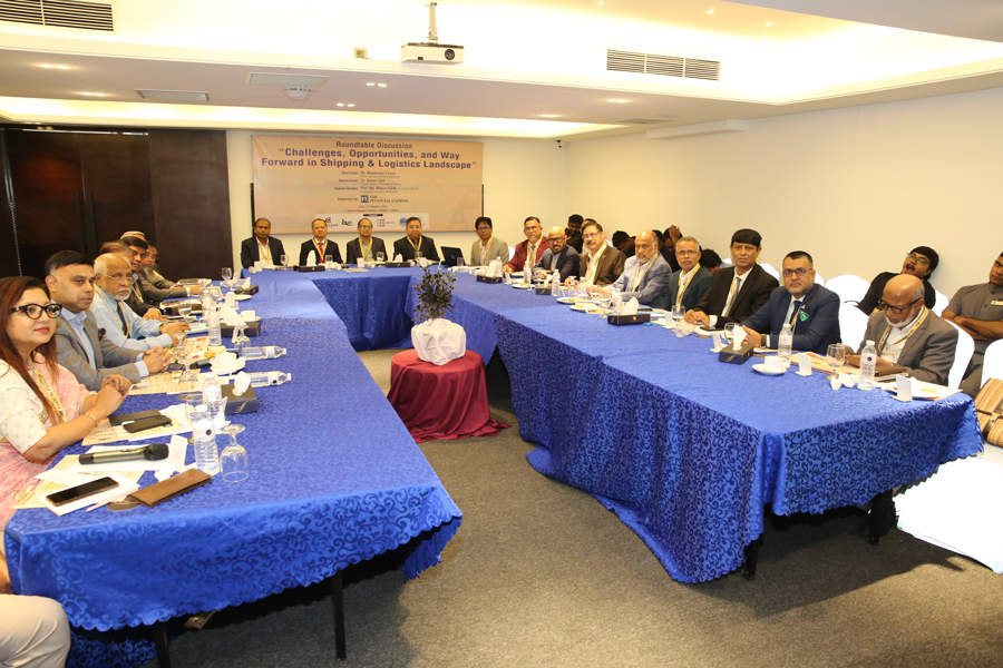 Businesses, govt officials push for foreign operators to boost port efficiency