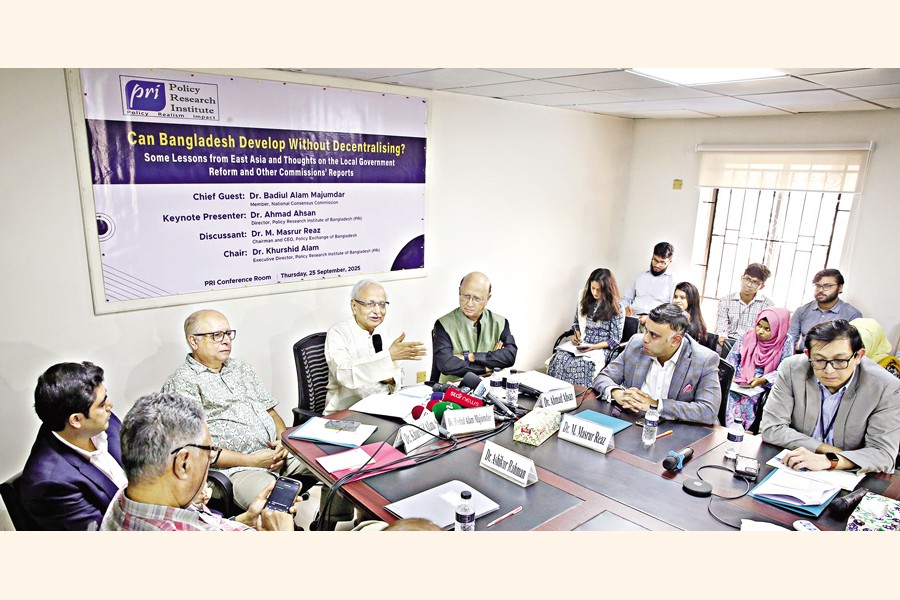 National Consensus Commission Member Dr. Badiul Alam Majumdar speaking as the chief guest of a seminar titled "Can Bangladesh Develop Without Decentralising? - Some Lessons from East Asia and Thoughts on the Local Government Reform and Other Commissions' Reports", arranged at the Policy Research Institute of Bangladesh (PRI) office in the capital on Thursday — FE Photo