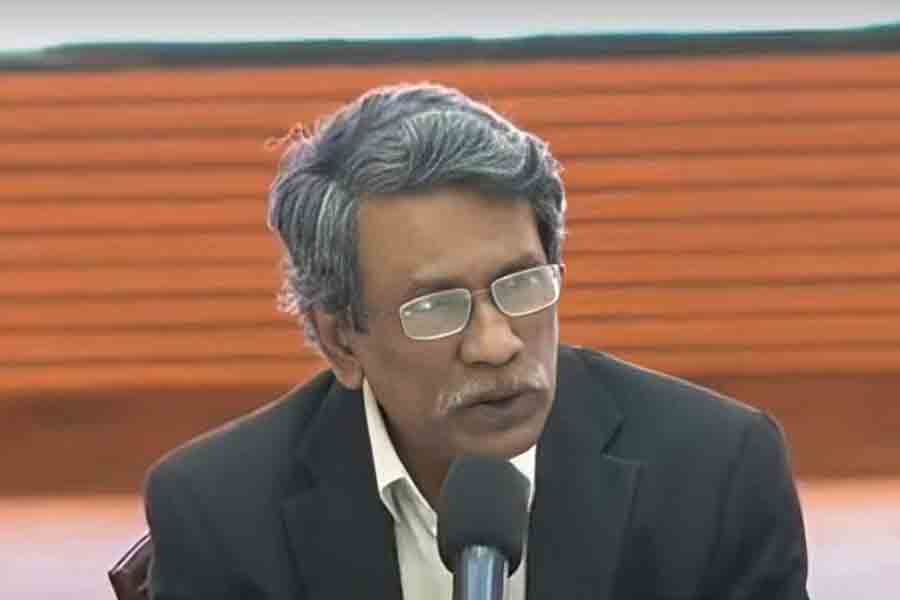 Ali Riaz affirms Charter signing readiness, hopes for ‘festive’ environment