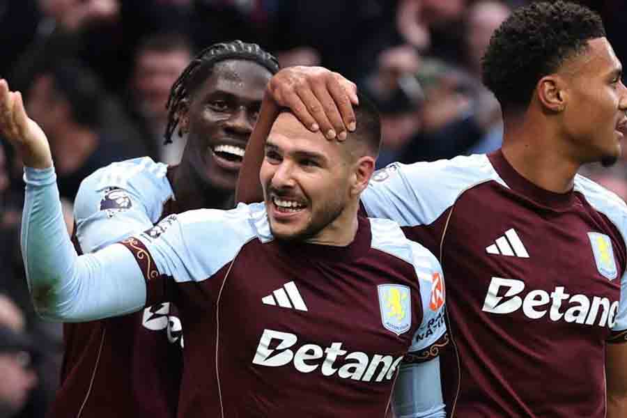 Buendia seals comeback win for Villa at Spurs