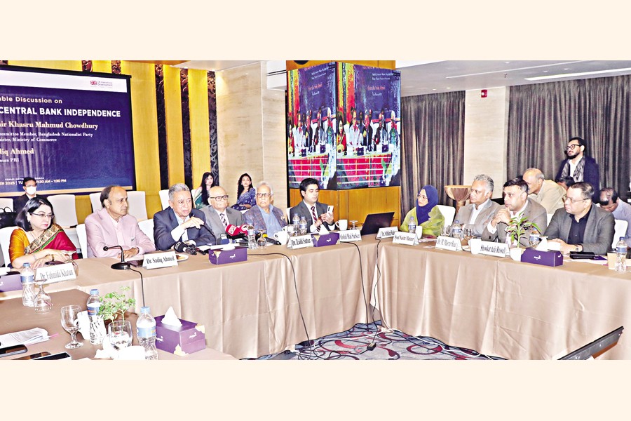 Former commerce minister and BNP standing committee member Amir Khasru Mahmud Chowdhury speaks at a PRI roundtable discussion held at a city hotel on Tuesday. — FE photo