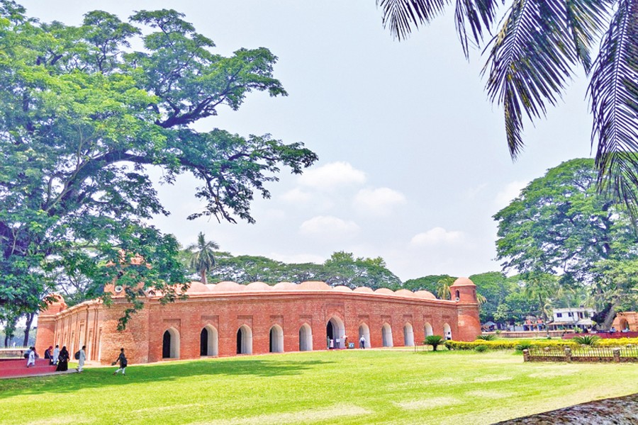 Shait Gambuj Mosque - A timeless symbol of Bengal’s Islamic heritage.