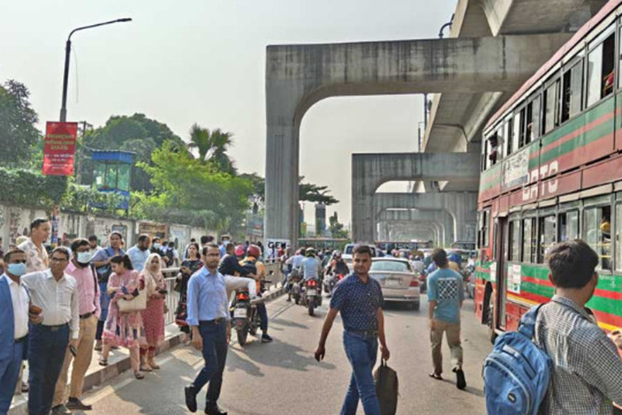 Commuters suffer as metro rail remains partly suspended