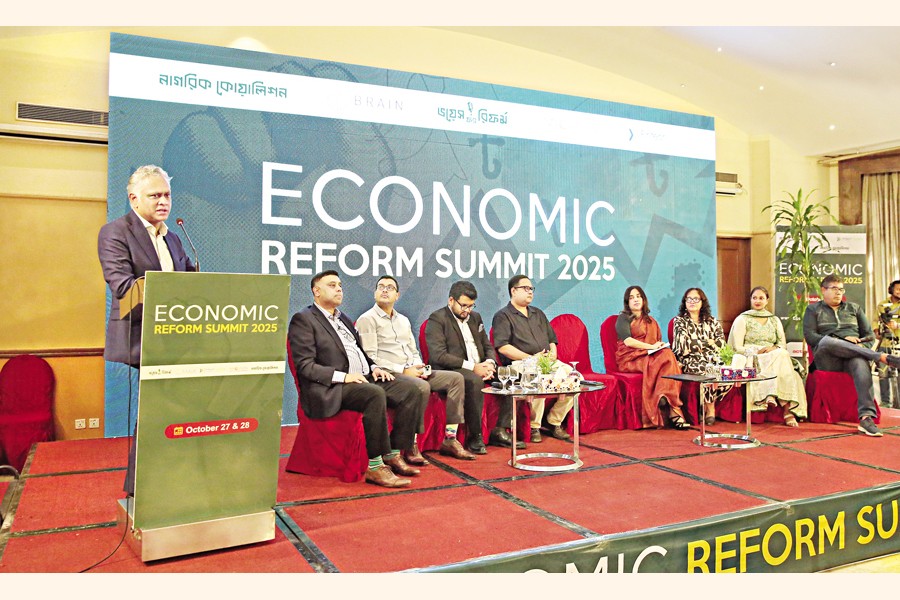 Managing Director of Apex Footwear Limited Syed Nasim Manzur speaks at Economic Reform Summit at a city hotel on Monday. — FE Photo