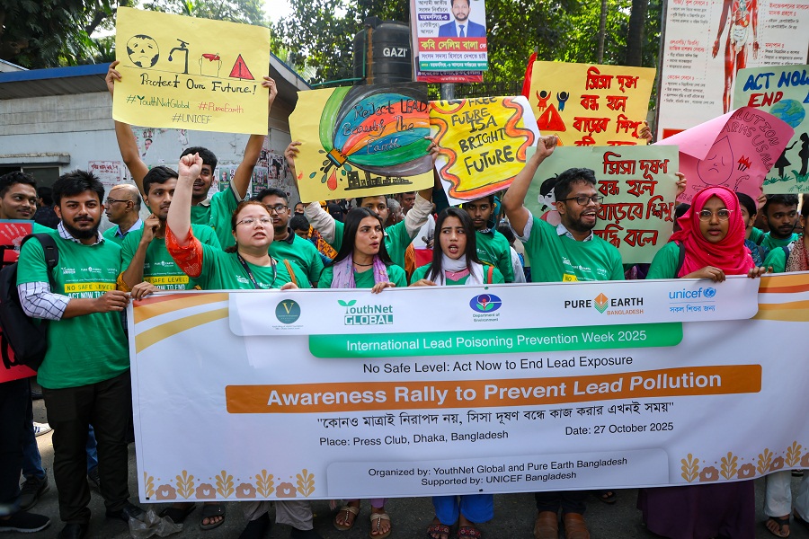 Rally and Human chain in front of Press Club Dhaka to Prevent lead pollution