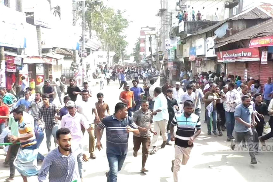 50 injured in BNP-JaPa clash in Bhola