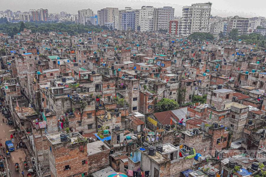 35 crude bombs seized in Dhaka’s Geneva Camp