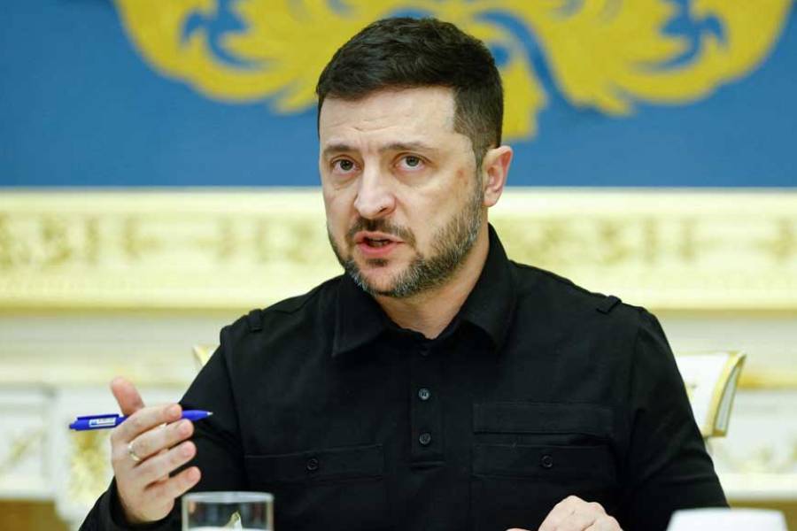 Ukraine’s President Volodymyr Zelensky speaks as he answers a question during a meeting with the media, amid Russia’s attack on Ukraine, in Kyiv, Ukraine Nov 7, 2025.