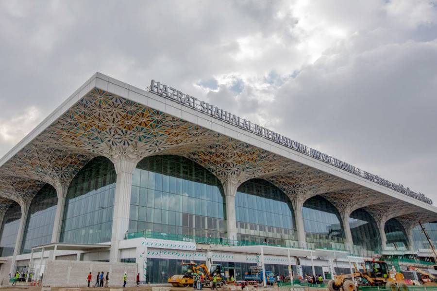 Smoke triggers panic at Dhaka airport, a month after cargo fire