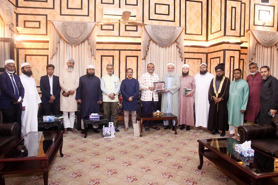 DU VC meets IDDEF President in city