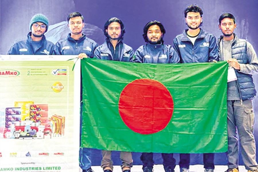 (From left to right) Jayed Abdullah, Khalid Bin Walid, Abdullah Ibnah Hasan, Md Maruf Miah, Abir Hossen, and Istiak Ahmmed at Seoul International Invention Fair 2025