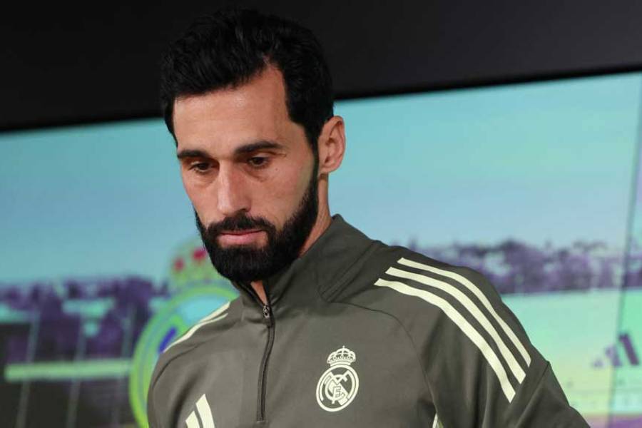 Copa del Rey - Round of 16 - Real Madrid Press Conference - Ciudad Real Madrid, Madrid, Spain - Jan 13, 2026 Real Madrid coach Alvaro Arbeloa during the press conference REUTERS/Susana Vera
