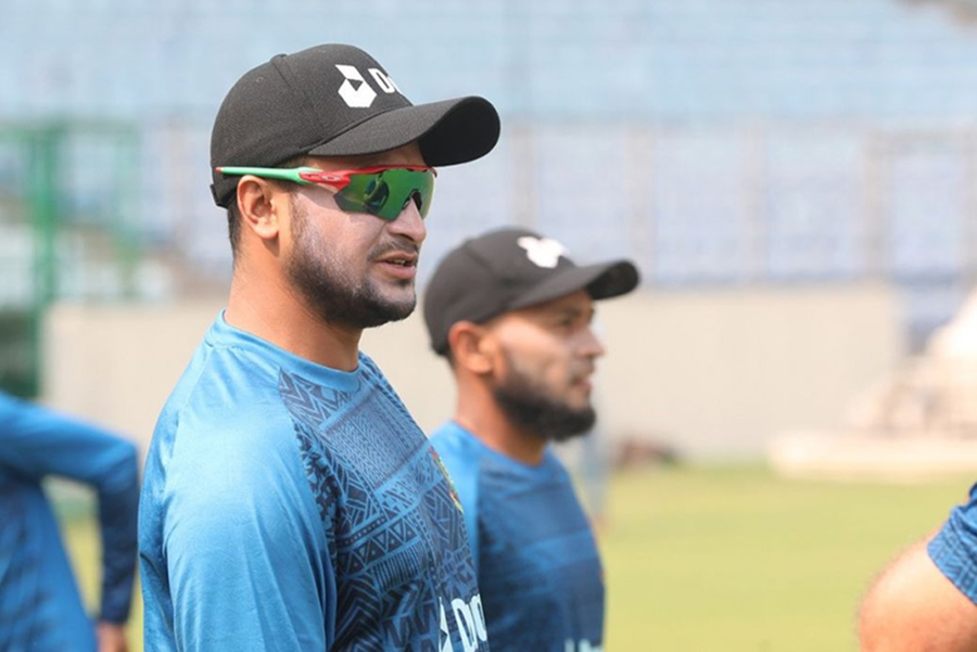 Shakib Al Hasan and Mushfiqur Rahim during a practice session at Mirpur stadium on February 27, 2023 — BCB photo via ESPNcricinfo