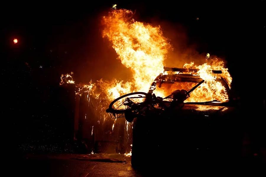 Knife attack on children sparks riots in Ireland’s capital The