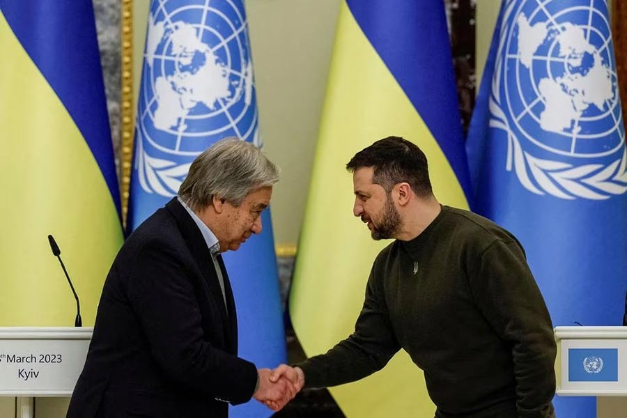 Ukraine’s President Volodymyr Zelensky and UN Secretary-General Antonio Guterres shaking hands after a joint news briefing, amid Russia’s attack on Ukraine, in Kyiv on last Wednesday –Reuters file photo