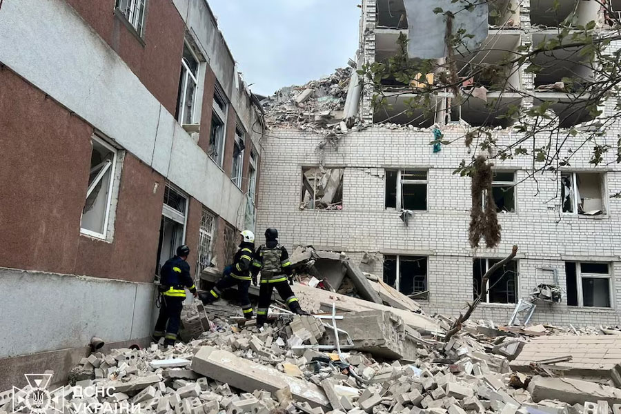 Rescuers work at the site of a Russian missile strike, amid Russia's attack on Ukraine, in Chernihiv, Ukraine April 17, 2024.