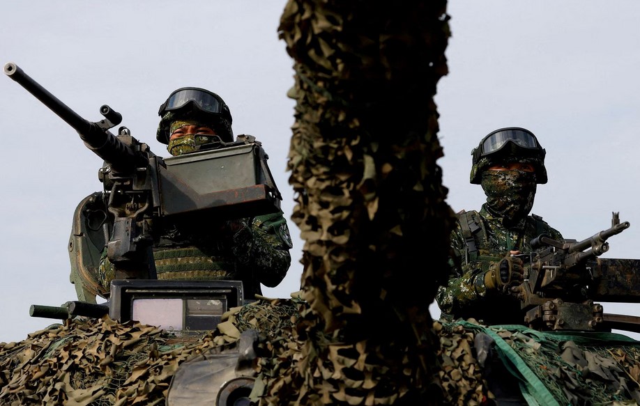 Taiwan's armed forces hold two days of routine drills to show combat readiness ahead of Lunar New Year holidays at a military base in Kaohsiung, Taiwan, January 11, 2023. REUTERS/Ann Wang/File Photo