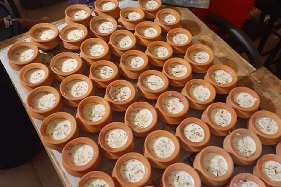 Two friends, Asiful Haque Asif and Chayon Dewan, invested their income from tuition to start this restaurant