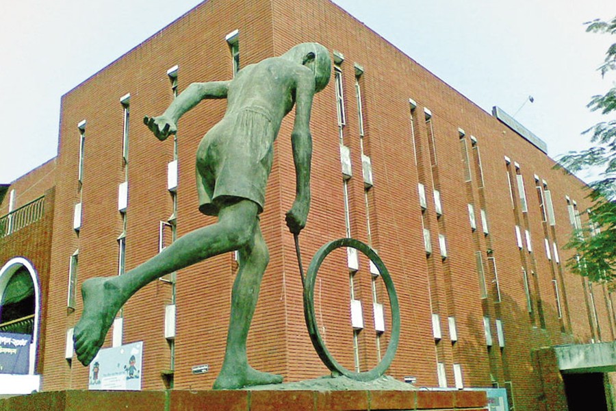 The statue of 'Duranto' at Shishu Academy also earned the wrath of vandals