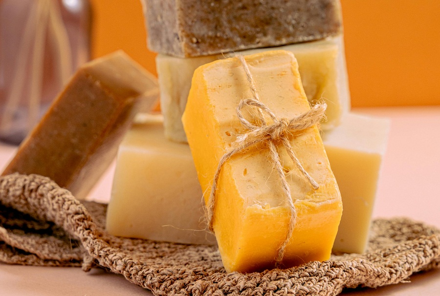 Representational image