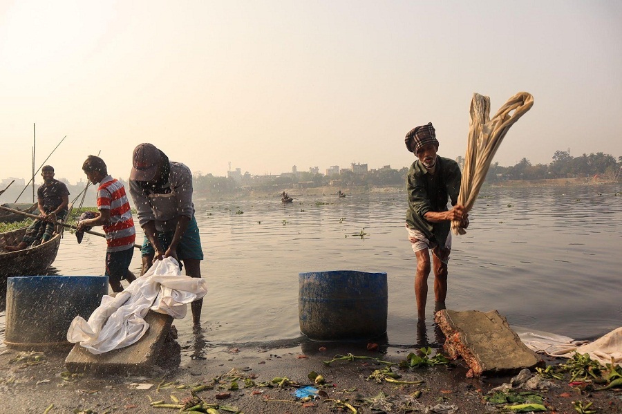 The washermen of Dhaka
