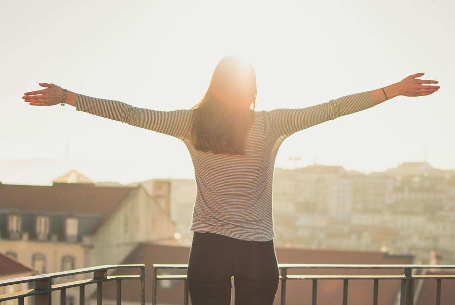 Representational image