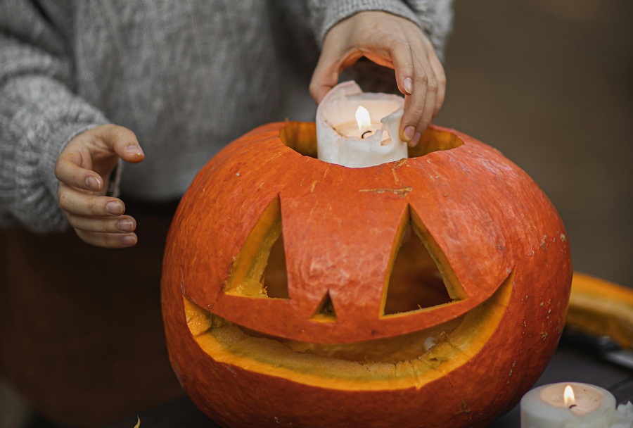 Representational image