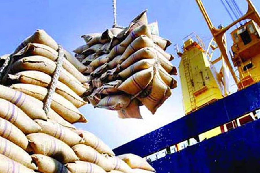 Bangladesh Trade and Tariff Commission recommends removing rice import duty to stabilize local supply and prices