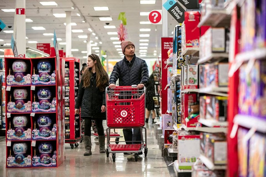 People shopping at a Target store in Chicago on November 25 last year –Reuters file photo