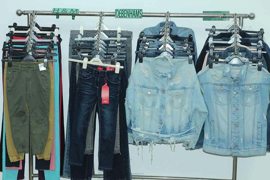 -Representational image