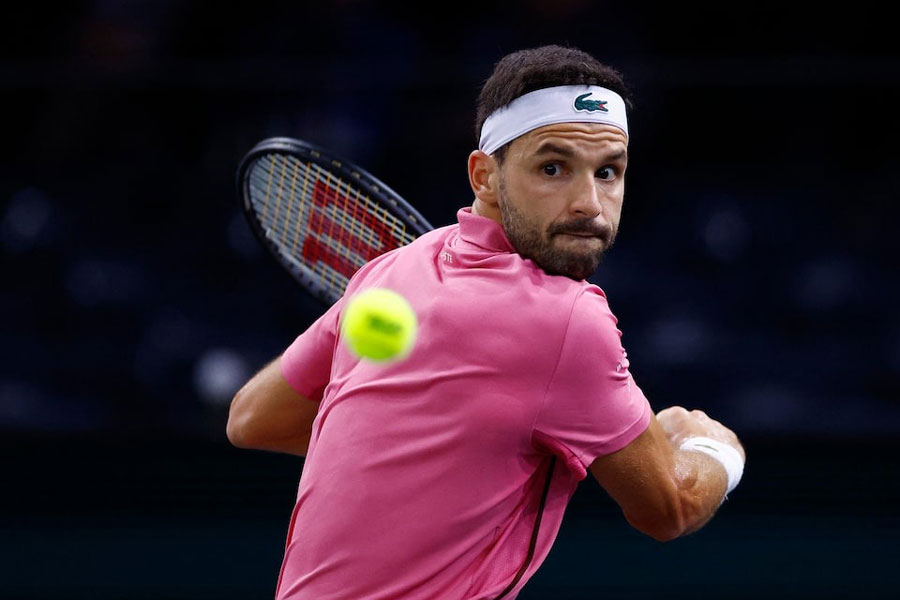 Tennis - Paris Masters - Accor Arena, Paris, France - November 1, 2024 Bulgaria’s Grigor Dimitrov in action during his quarter final match against Russia’s Karen Khachanov REUTERS/Stephanie Lecocq/Files
