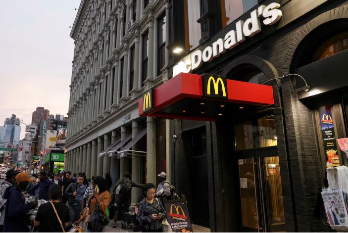 An exterior view of McDonald's in SoHo in New York City, U.S., October 4, 2024. REUTERS/Kent J. Edwards/File Photo