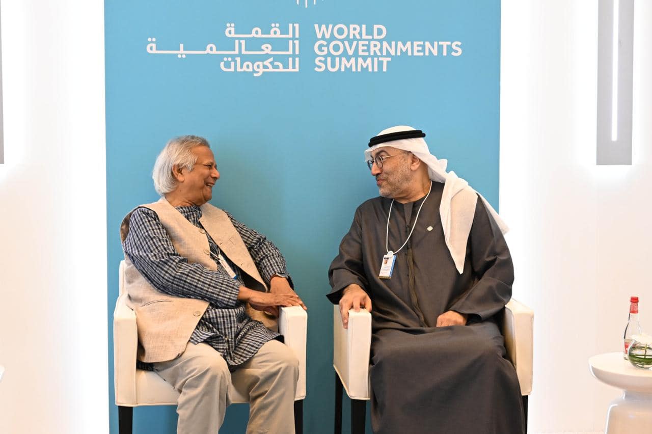 Today, UAE Health Minister Abdul Rahman bin Mohamed Al Owais met with Chief Adviser Professor Muhammad Yunus on the sidelines of the World Government Summit (WGS) in Dubai. Photo: PID