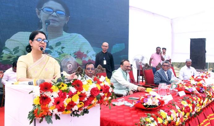 The main speaker at a discussion event held today at DU's central playground was Environmental Advisor Syeda Rizwana Hasan. Photo: PID