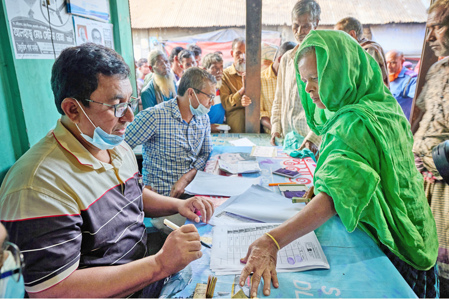 Distribution of food through social safety net programmes in Bangladesh — Collected