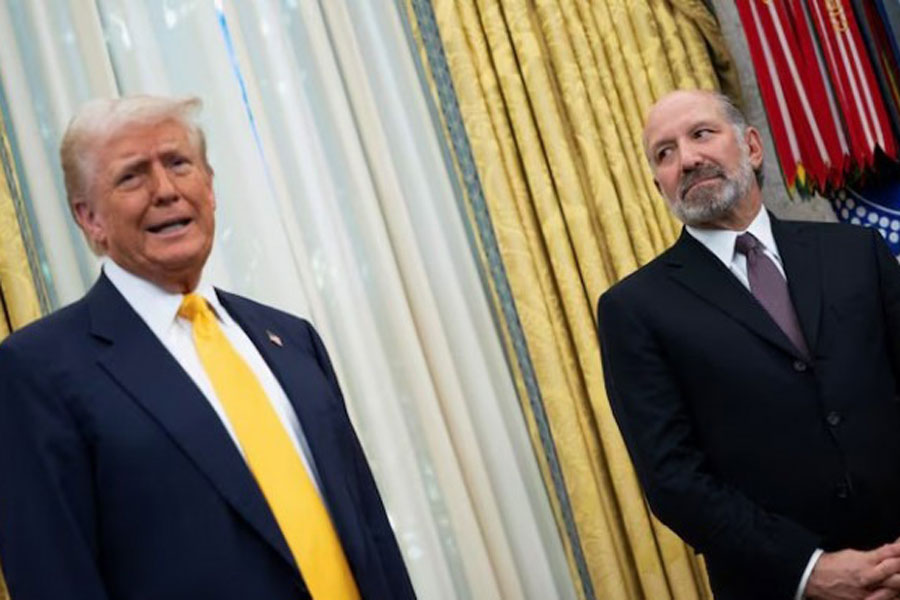 The flags of Mexico, the United States and Canada fly in Ciudad Juarez, Mexico February 1, 2025.