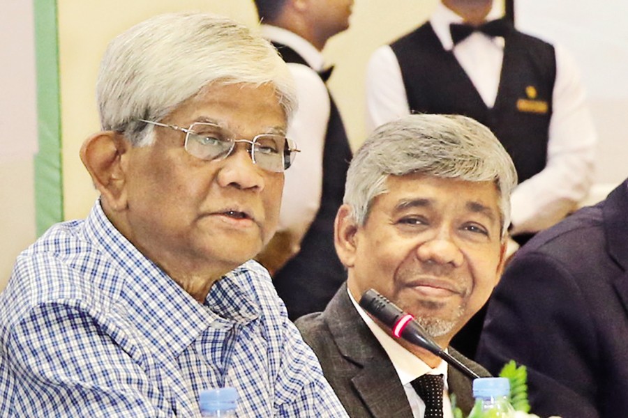 Finance Adviser Dr Salehuddin Ahmed speaks at a consultative meeting on the upcoming budget, jointly organised by the National Board of Revenue and the Federation of Bangladesh Chambers of Commerce and Industry, at a city hotel on Wednesday. — FE Photo
