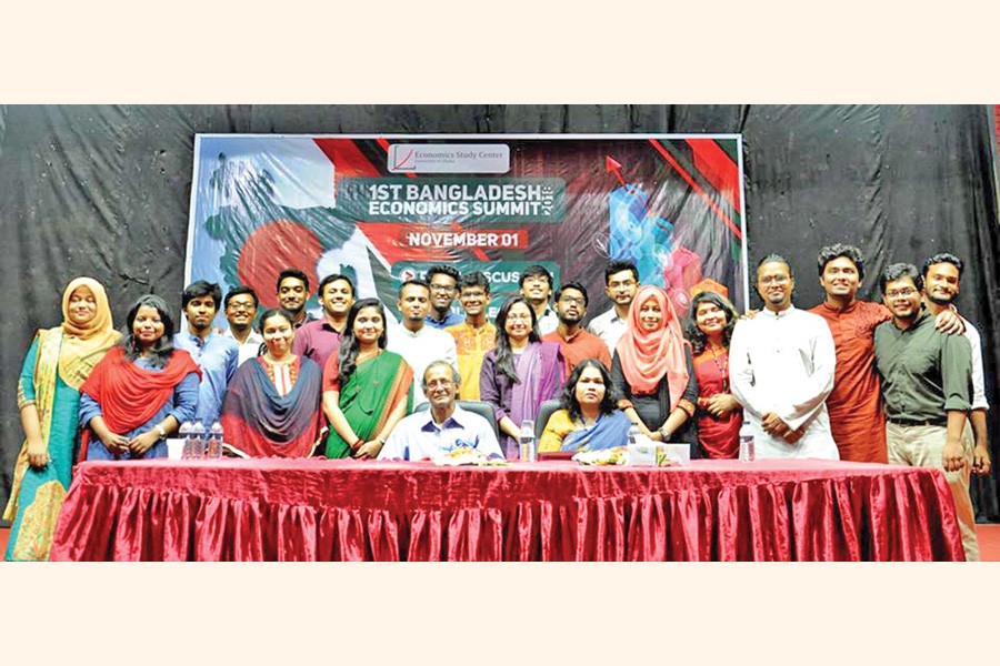 The organisers of the first Bangladesh Economics Summit held in 2018 along with the chief patron of the organisation Professor Shafique uz Zaman and Professor Dr Sayema Haque Bidisha
