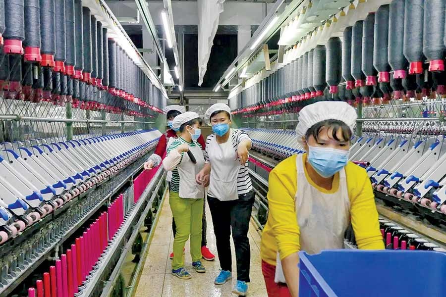 Coronavirus is throwing fashion's supply chain into disarray. —Photo: Reuters