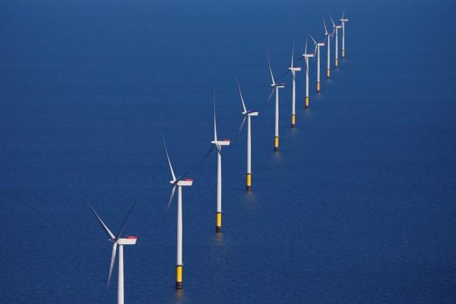 General view of the Walney Extension offshore wind farm operated by Orsted off the coast of Blackpool, Britain September 5, 2018. REUTERS/Phil Noble/File Photo