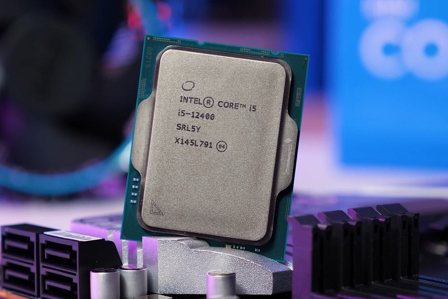 The Core i512400 Intel takes the crown in the midrange CPU battle